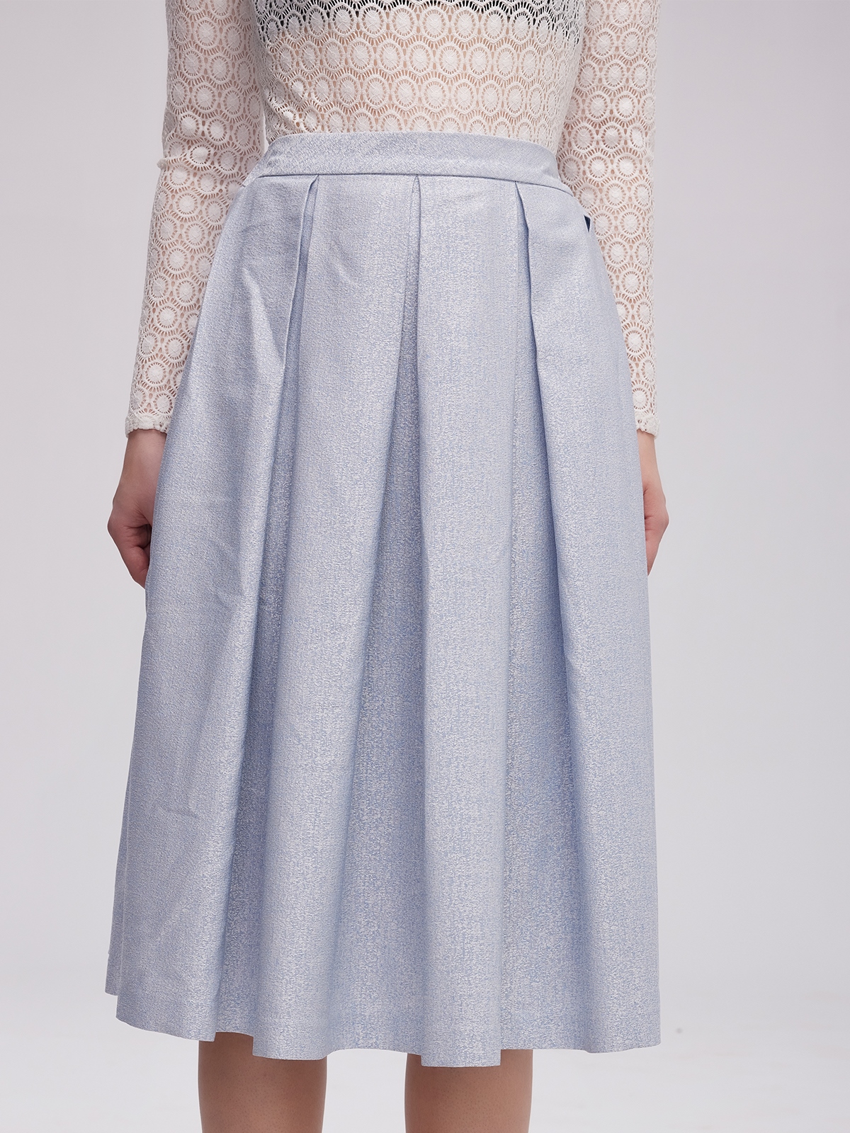 Dirndl in verschiedenen Längen