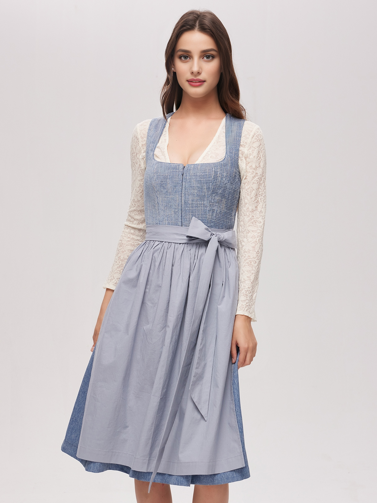 Dirndl Jeansblau – modern und stilvoll