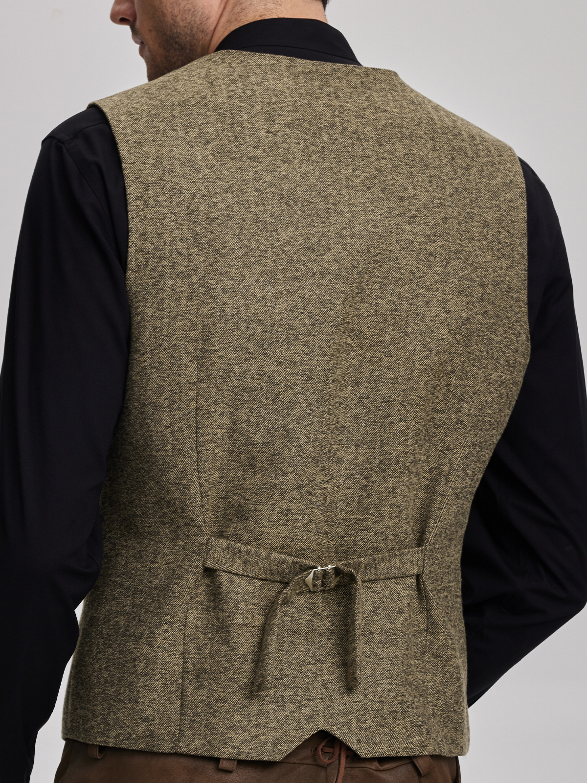 Modernes Dirndl mit Reißverschluss