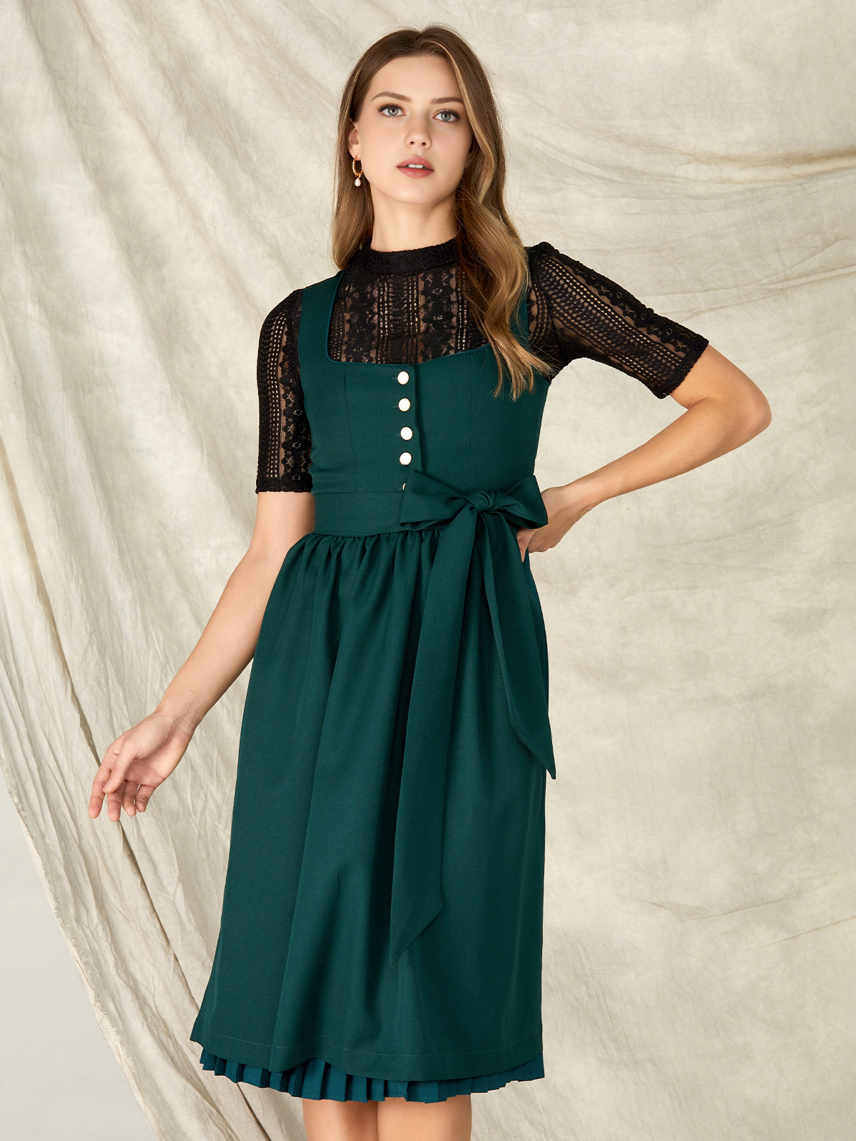 Dirndl in Grün – perfekt für Festivals und Hochzeiten