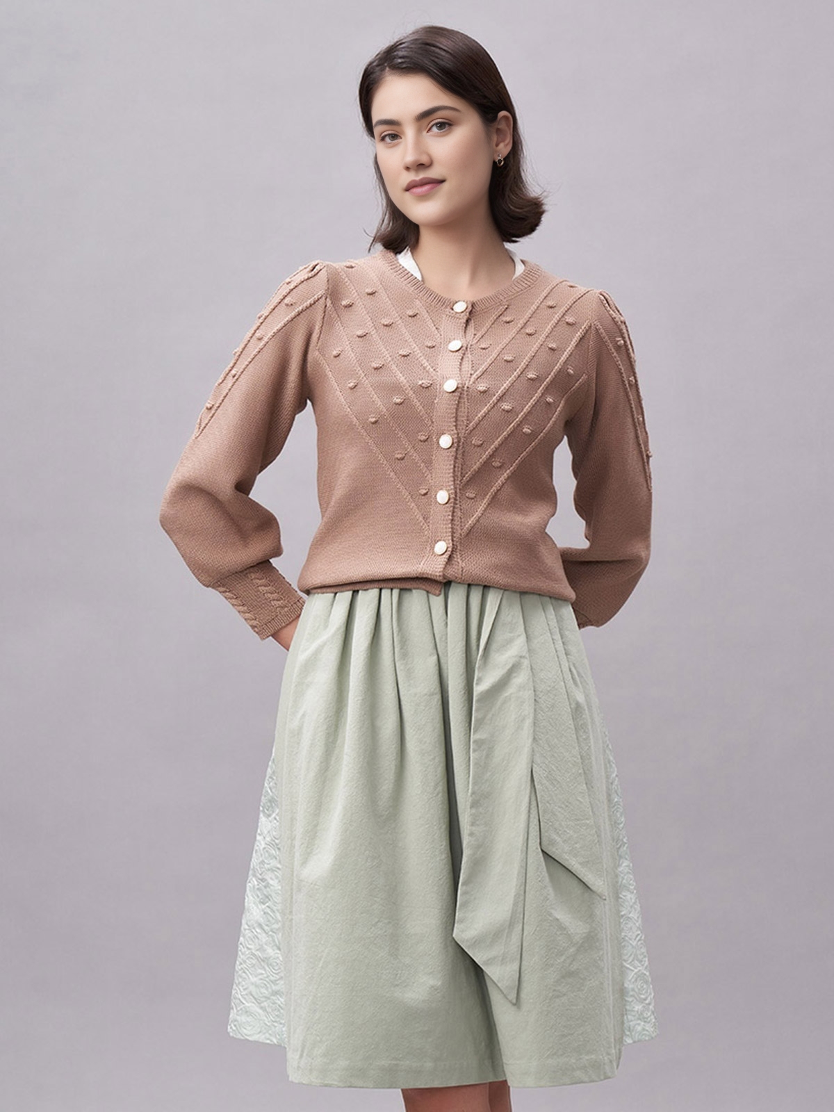 Modernes Dirndl in Petite-Größen mit raffinierten Details