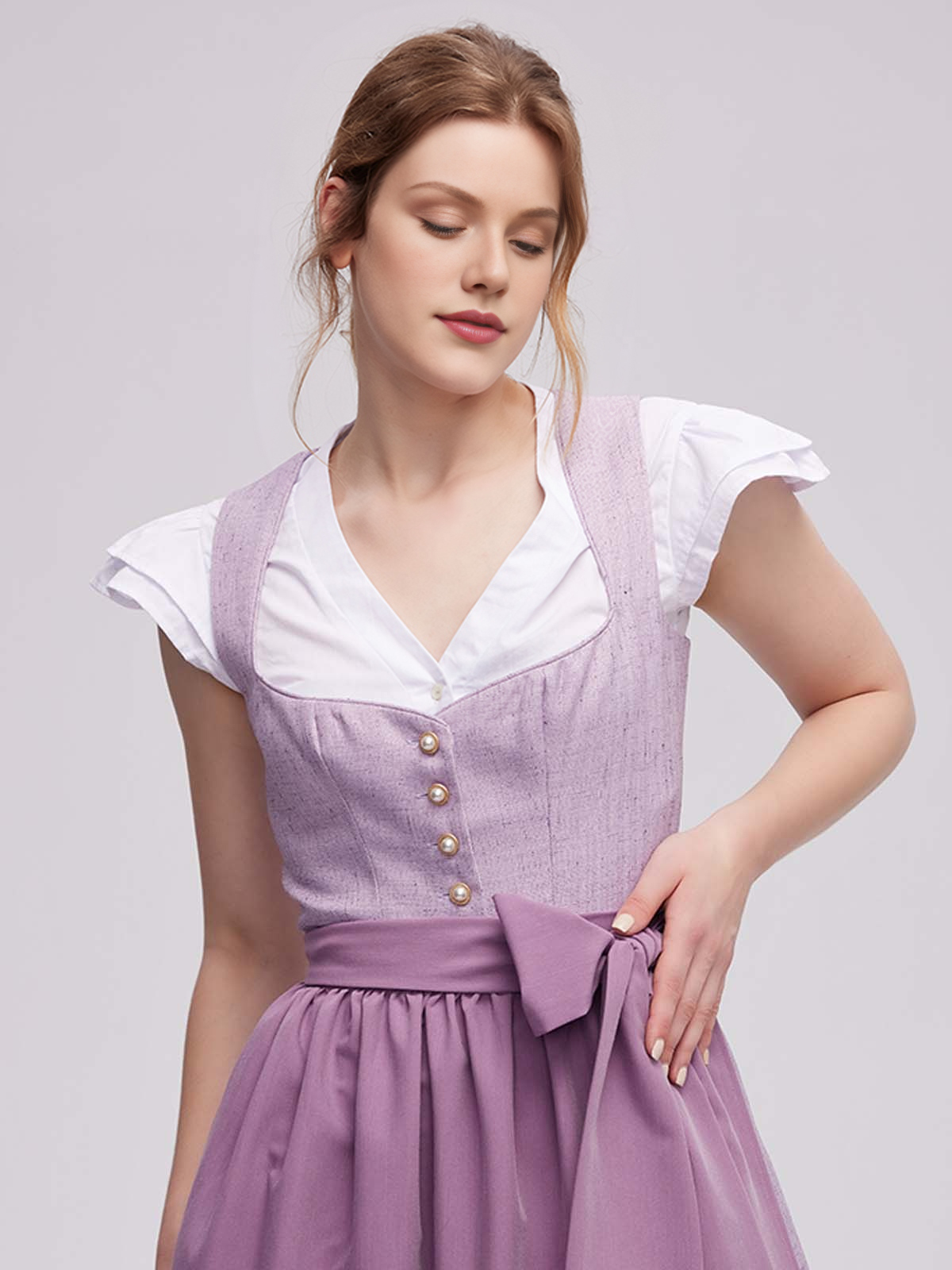 Ehreer Dirndl in lila