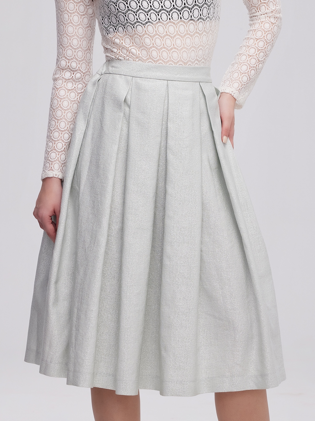 Modernes Dirndl in Grün