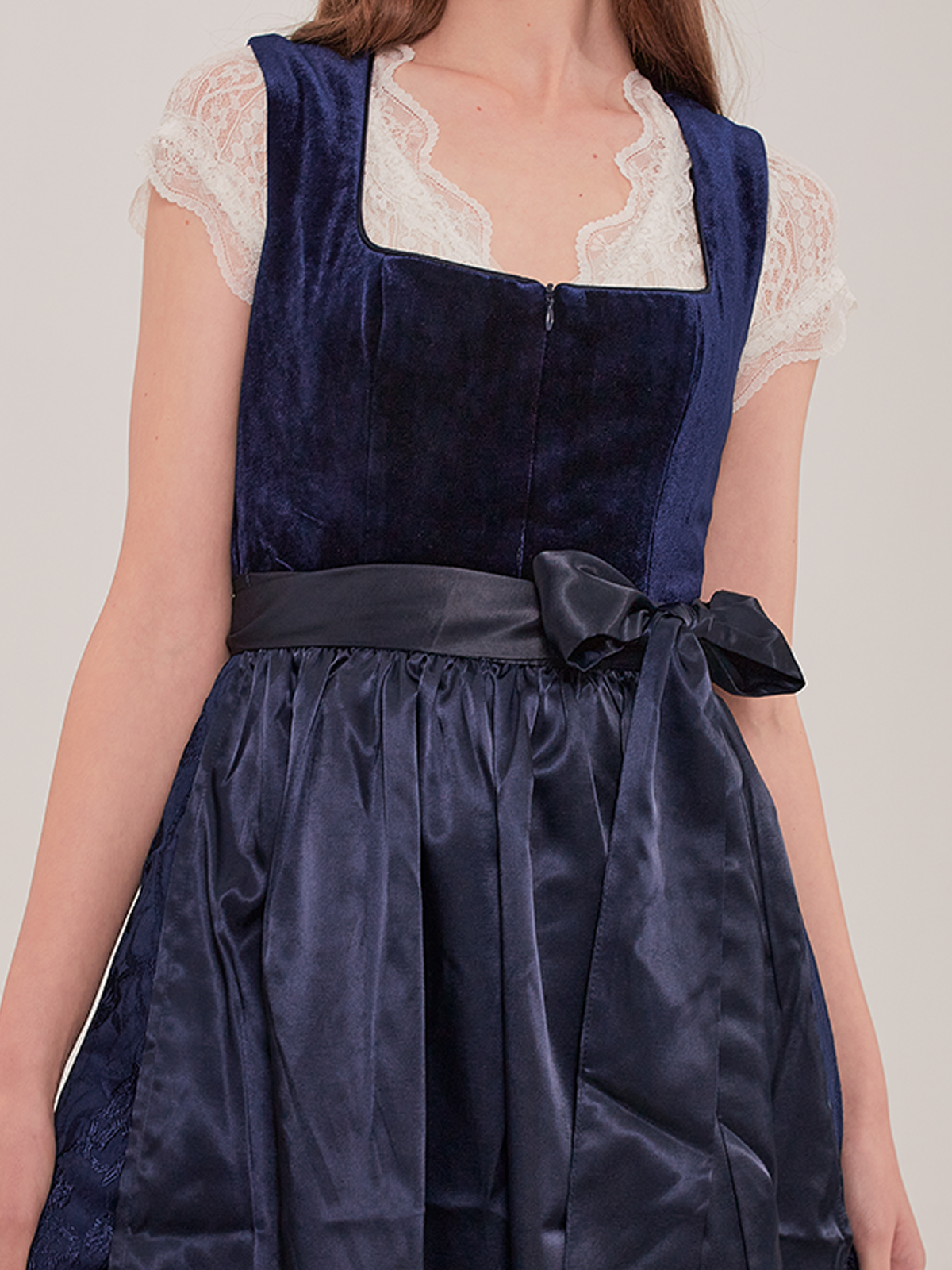 Trachtenbluse Spitze in Blau