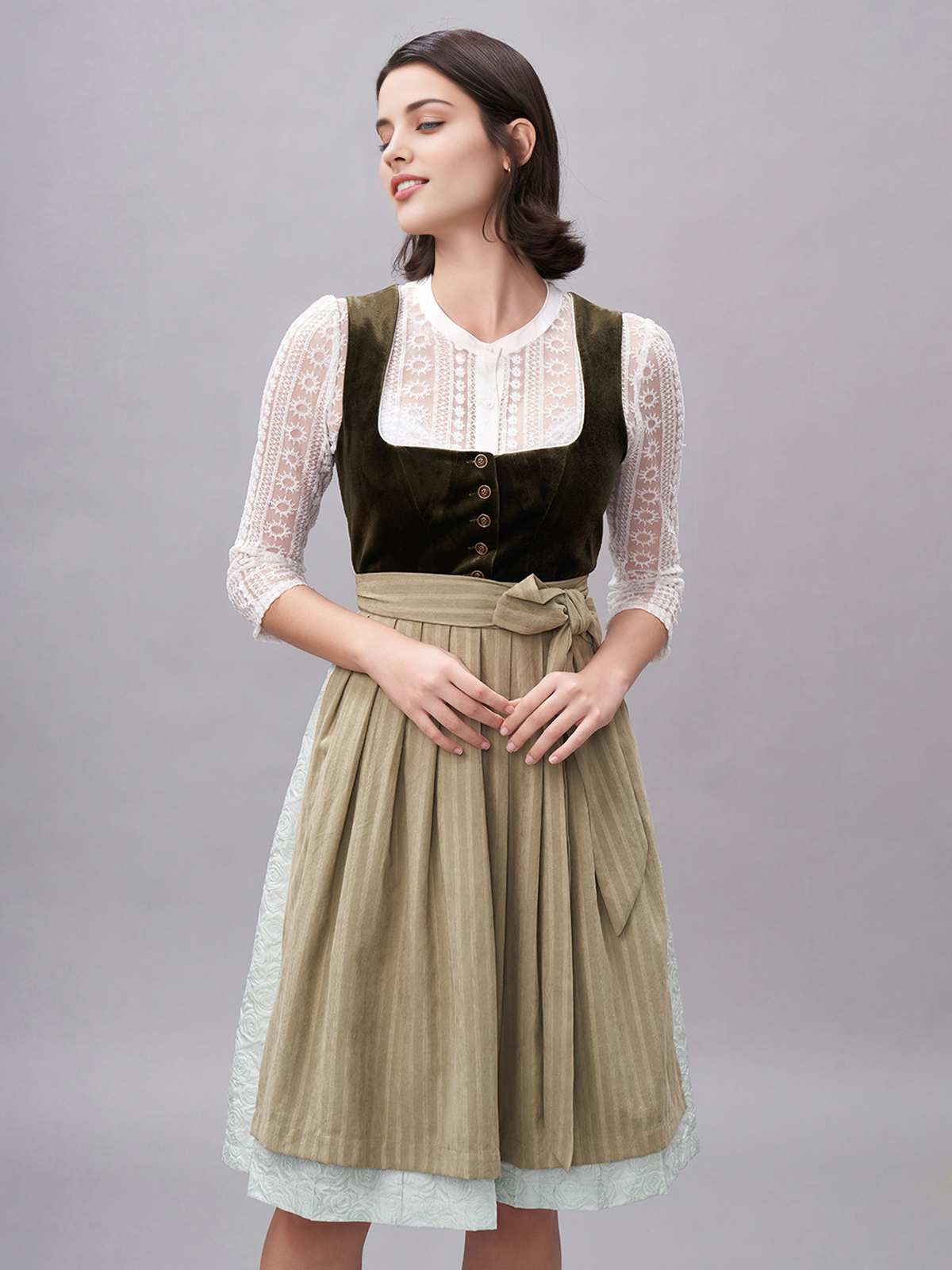 Dirndl in Tannengrün mit modernem Schnitt