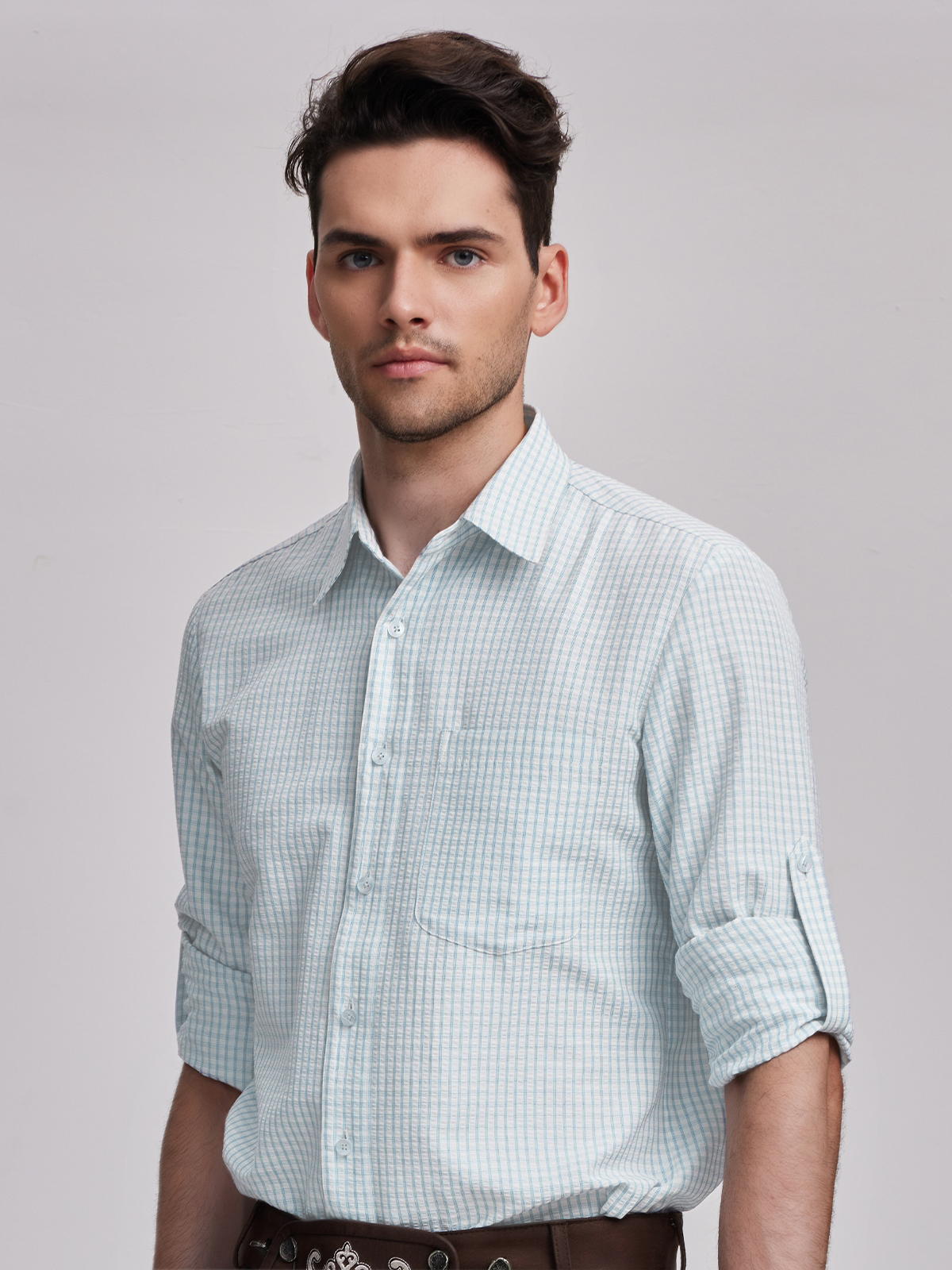 Dirndl in Blau mit modernem Schnitt